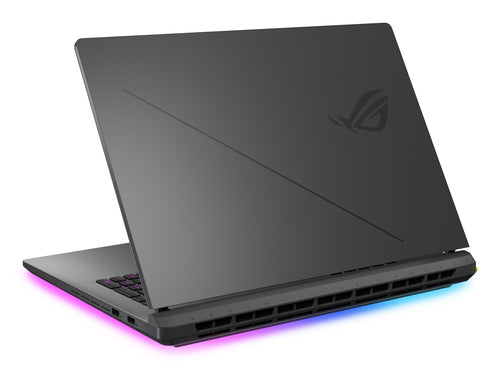 ASUS ROG Strix G18 G815LR-TT300W – med lukket skærm