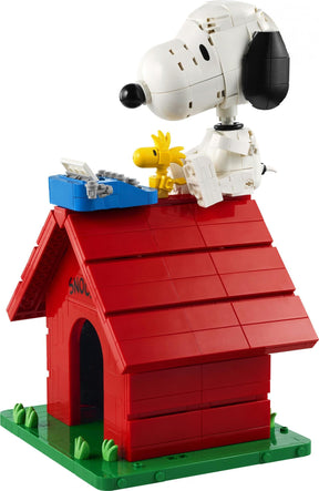 LEGO -Ideas - Peanuts: Snoopy's Doghouse (21368) LEGO
