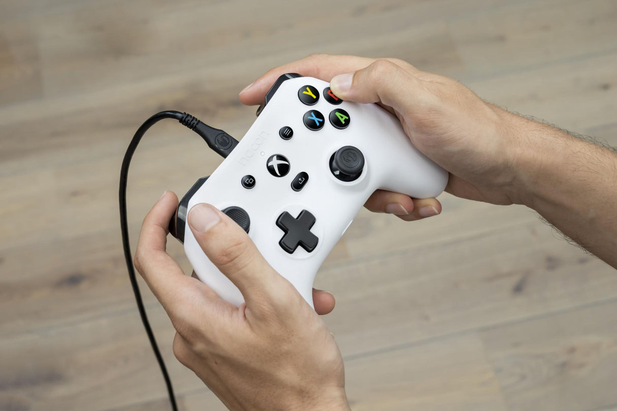Nacon Entry Level Controller Hvid/Xbox Series X