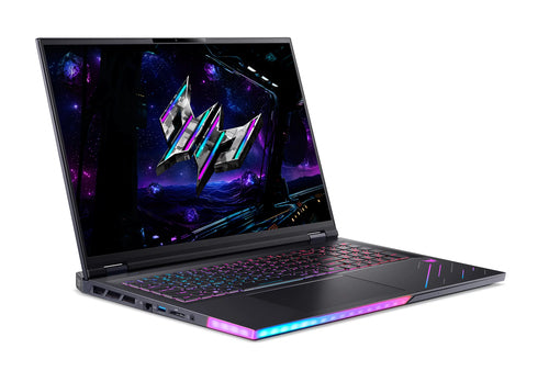 Acer Predator Helios 18 AI PH18-I71-999C 192GB/4TBSSD/RTX 5090 – visning 2