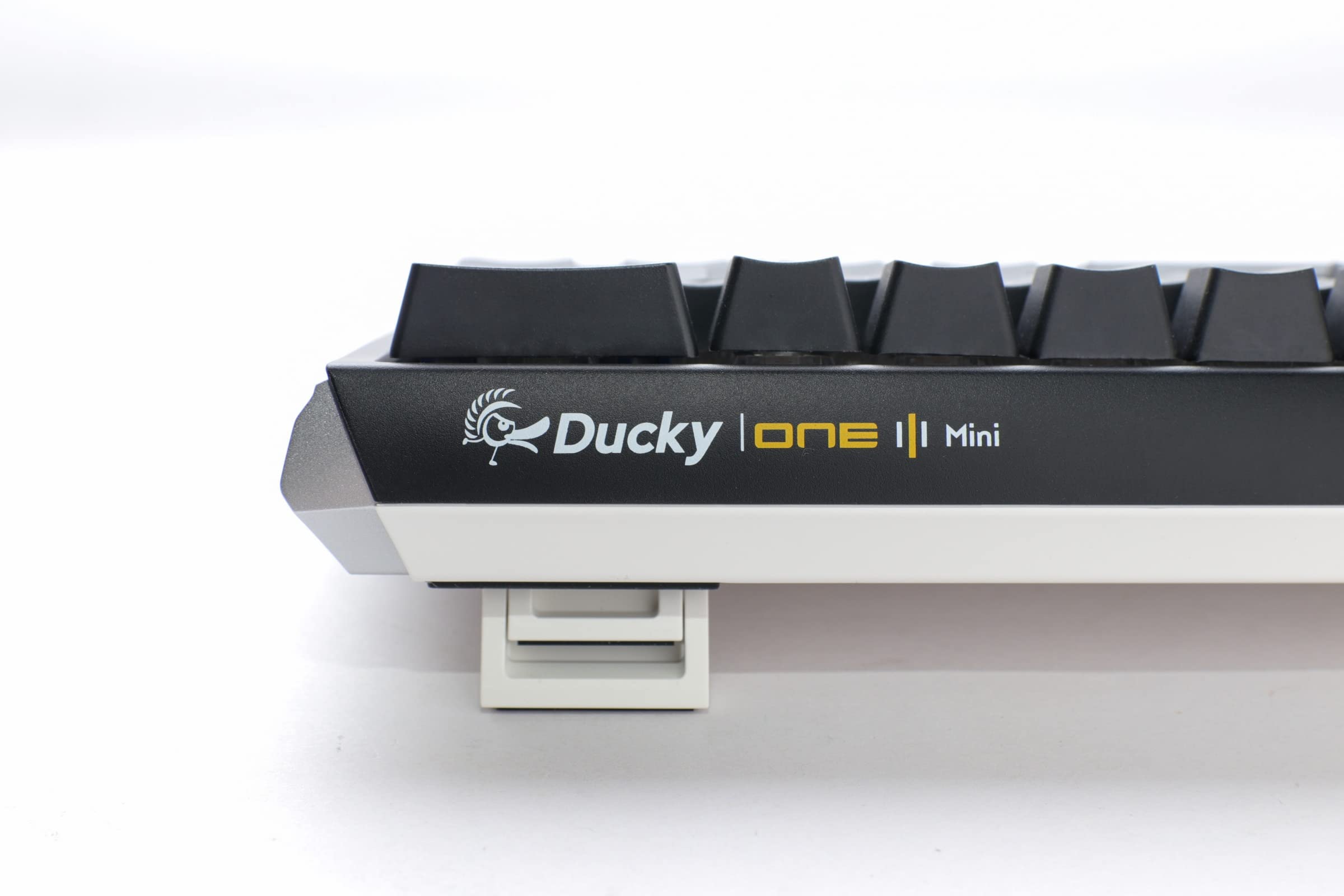 Ducky One 3 - Classic Black / White Nordic - Mini 60% - Cherry Silent Red