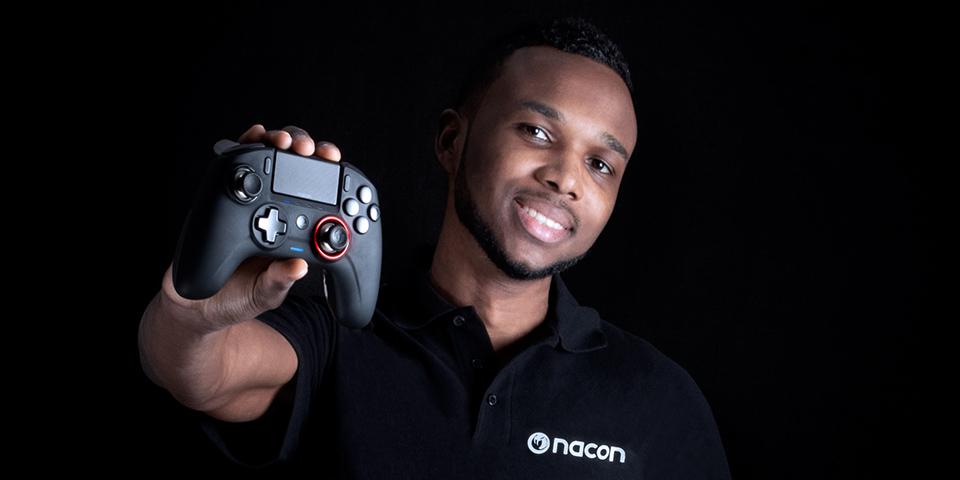 Nacon Revolution Unlimited Pro Controller