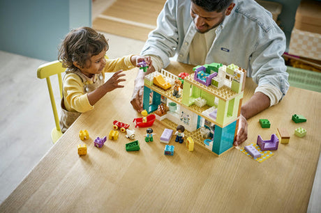 LEGO - DUPLO Town - 3-in-1 Modern Family House with Figures (10470) Lego