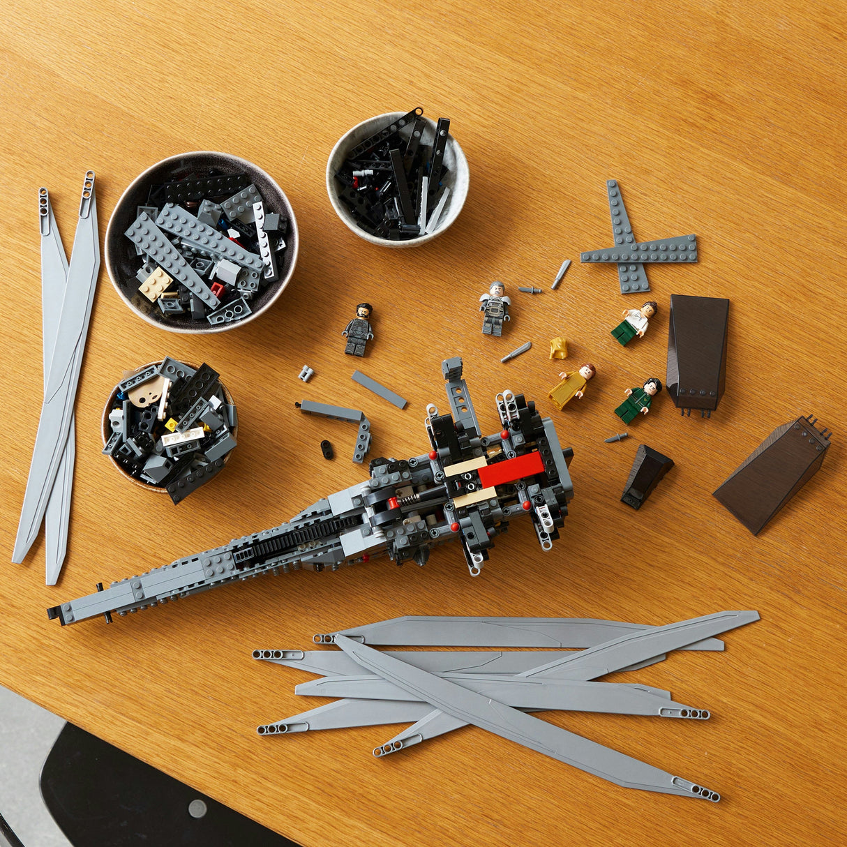 LEGO 10327 Ikoner Dune Atreides Royal Ornithopter, Byggleksakssats