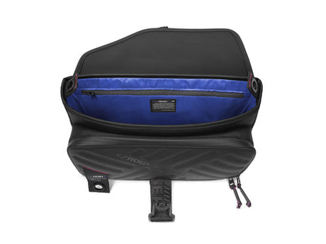 ASUS BC3004 ROG SLASH SLING BAG 4.0 – indvendig opbygning eller underside (vinkel 3)