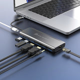 j5create JCD398-N – USB-C mini-dock med to 4K HDMI – Laptop med USB-udstyr som eksempel