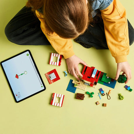 LEGO - Minecraft - The TNT Jungle House (21275) LEGO