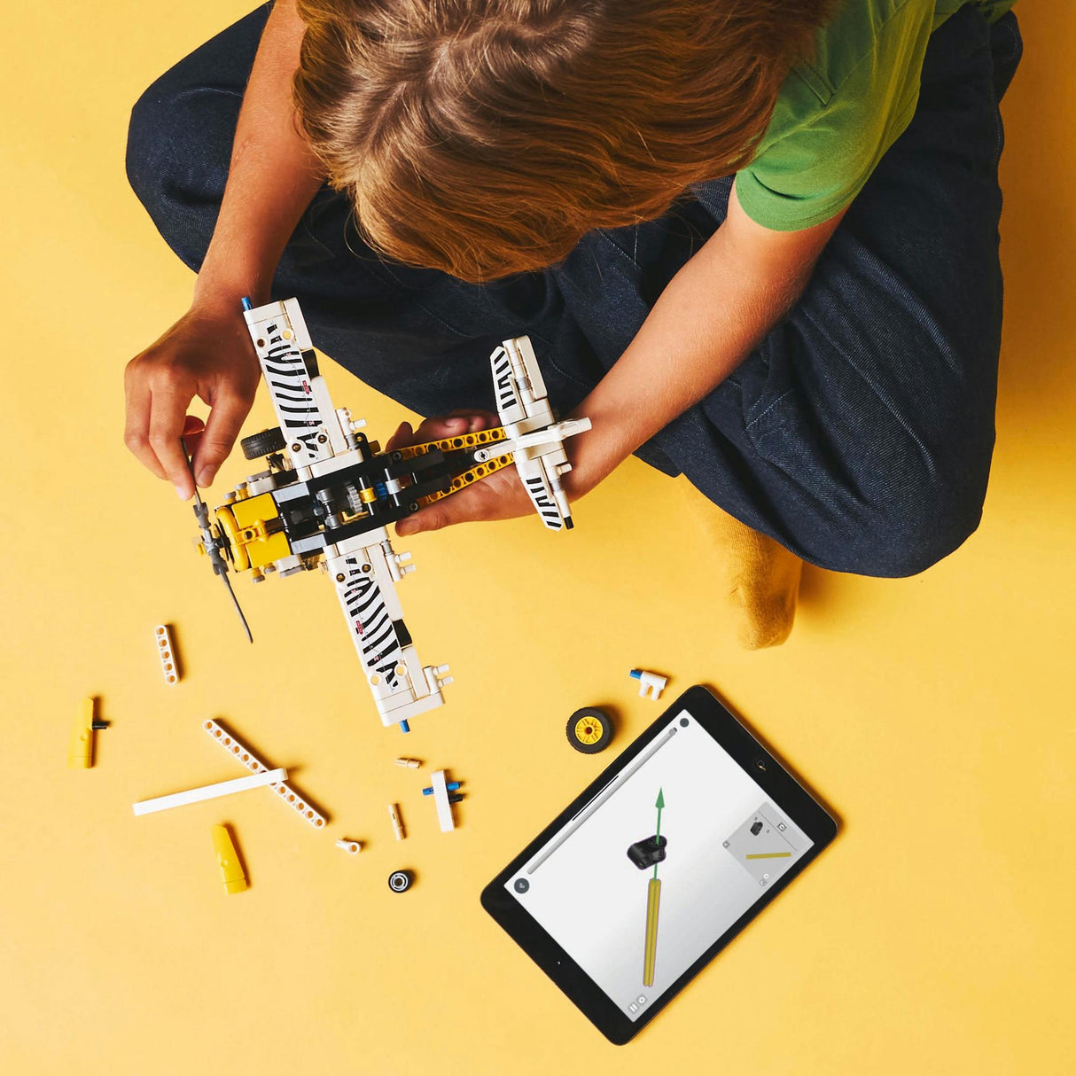 LEGO 42198 Technic Propeller Plane LEGO