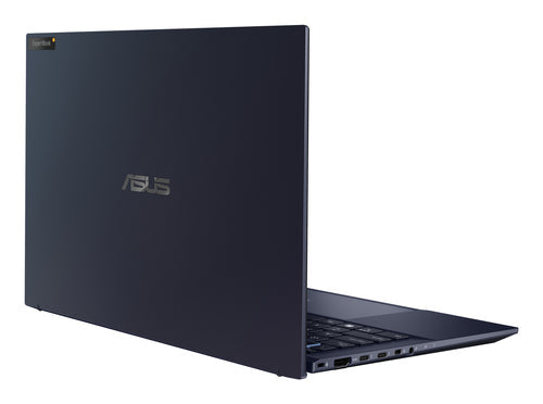 ASUS ExpertBook B9 OLED B9403CVAR-PP1735X – set bagfra (vinkel 3); tastaturlayout illustrativt