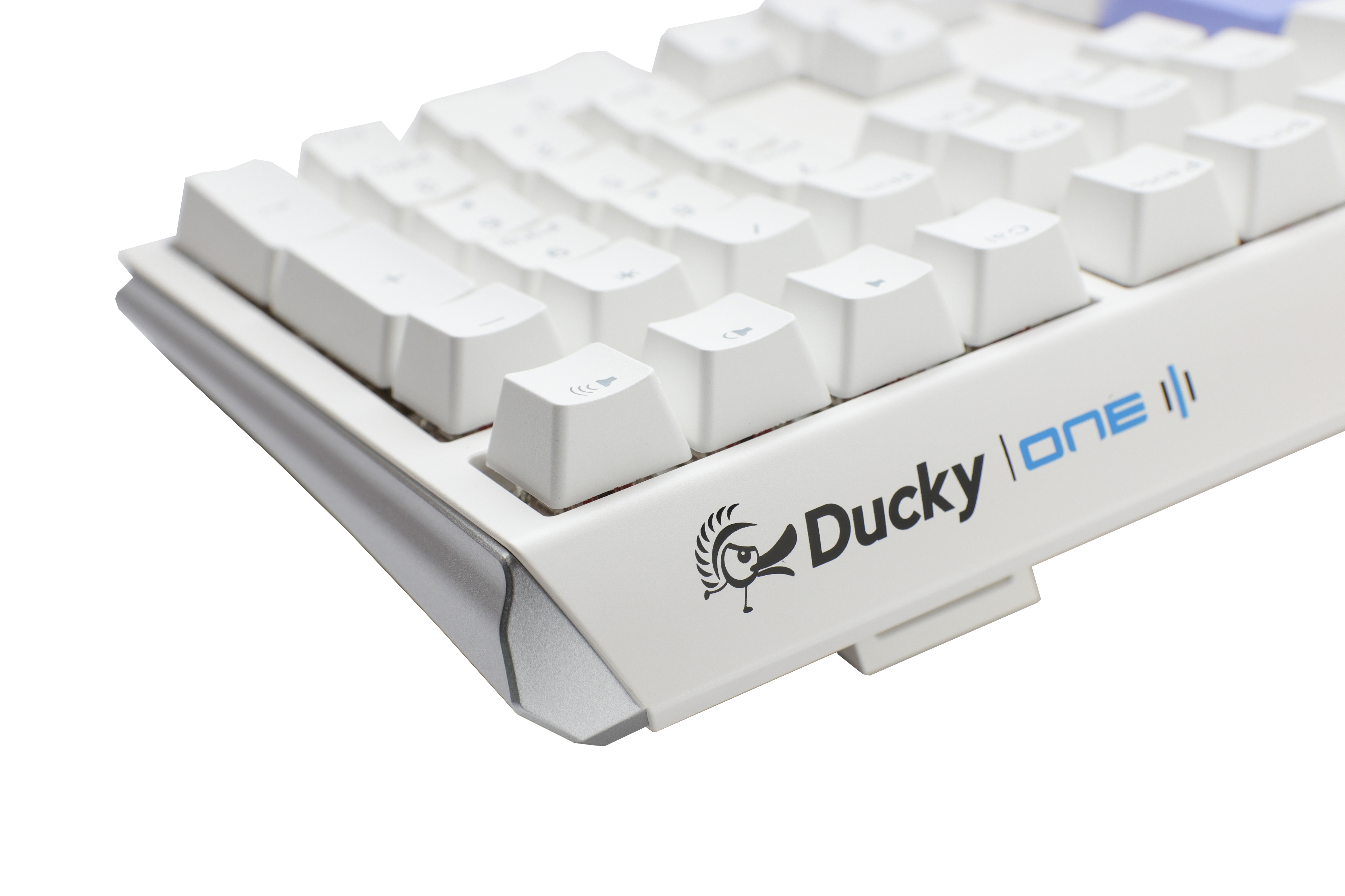 Ducky One 3 - Classic Pure White Nordic - Fullsize - Cherry Silent Red