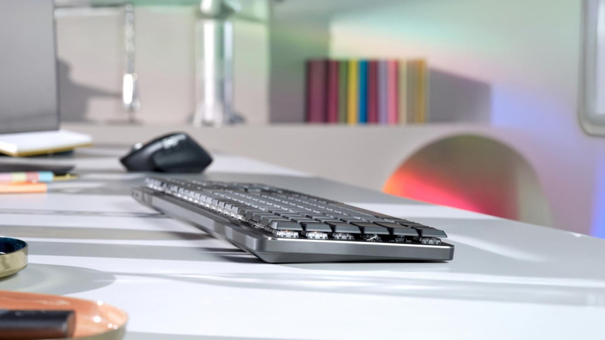 Logitech - MX Mechanical Wireless Illuminated Keyboard - Nordic - Lineair Switch Logitech