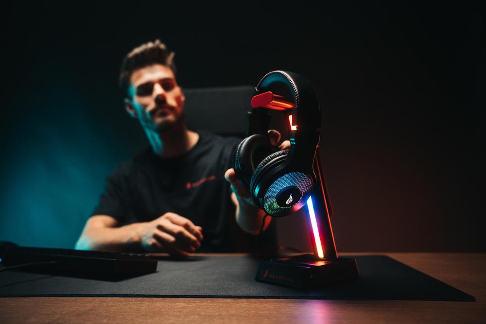 SUREFIRE - Vinson N2 Dual Gaming RGB MF Headsetstativ, Svart