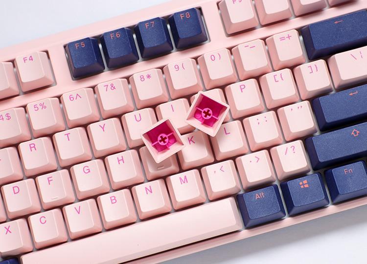 Ducky - One 3 Fuji Nordic Layout Fullsize 100% Cherry Brown