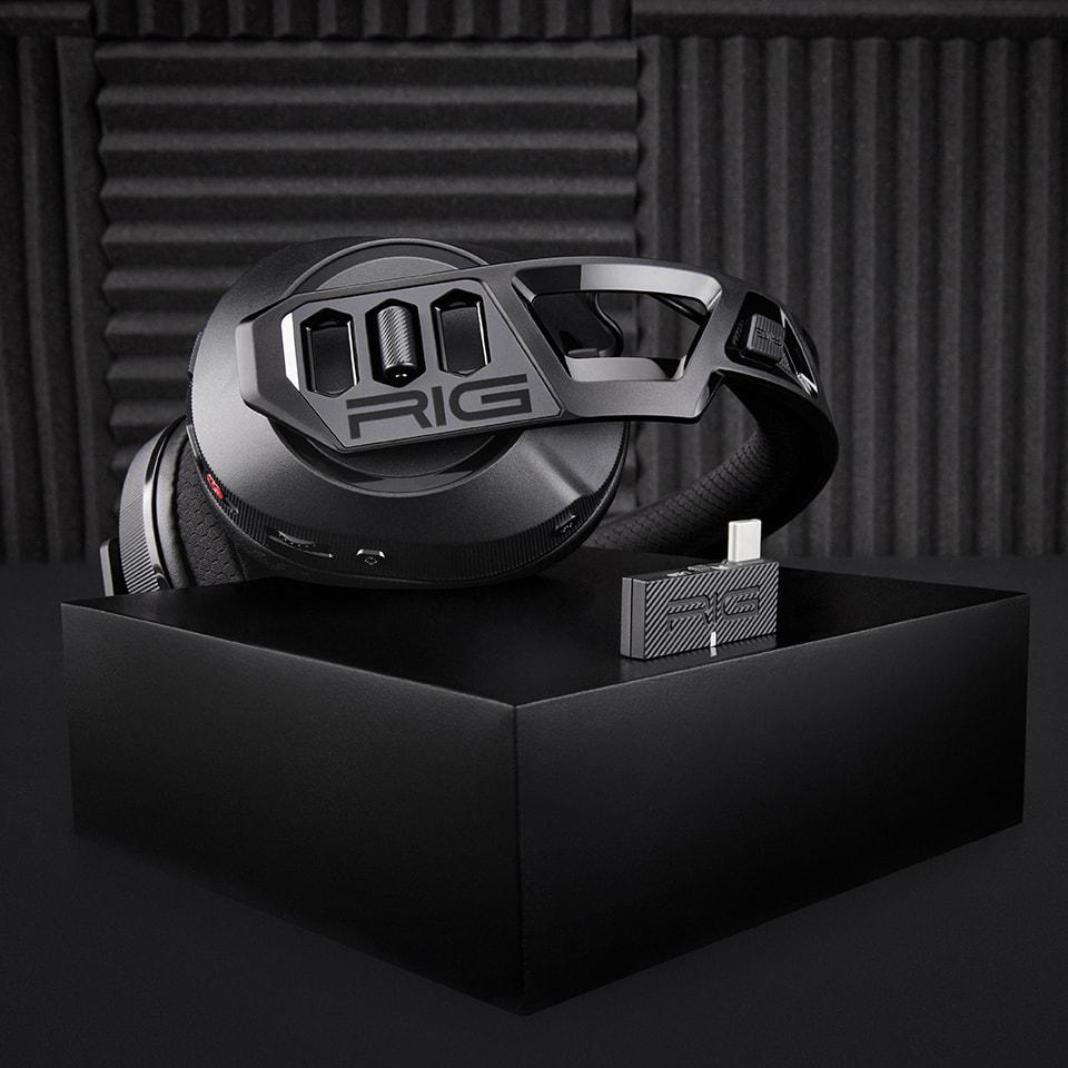 RIG 600 PRO HS Svart