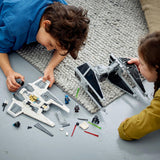 LEGO Star Wars - Mandalorian Fang Fighter Vs. TIE Interceptor (75348)