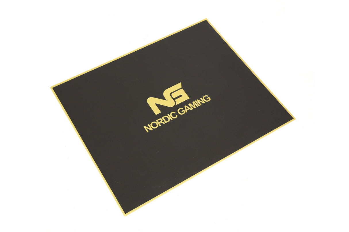 Nordic Gaming Guardian Stolsmatta Svart/Guld