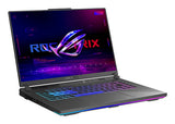ASUS ROG Strix G16 G614PR-RV003W – set skråt forfra; tastaturlayout illustrativt