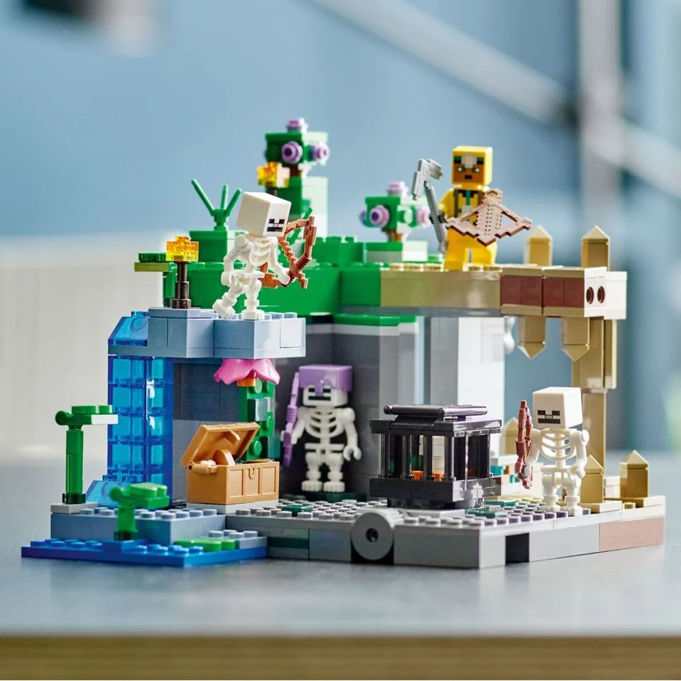 LEGO Minecraft - Skeleton Dungeon (21189)