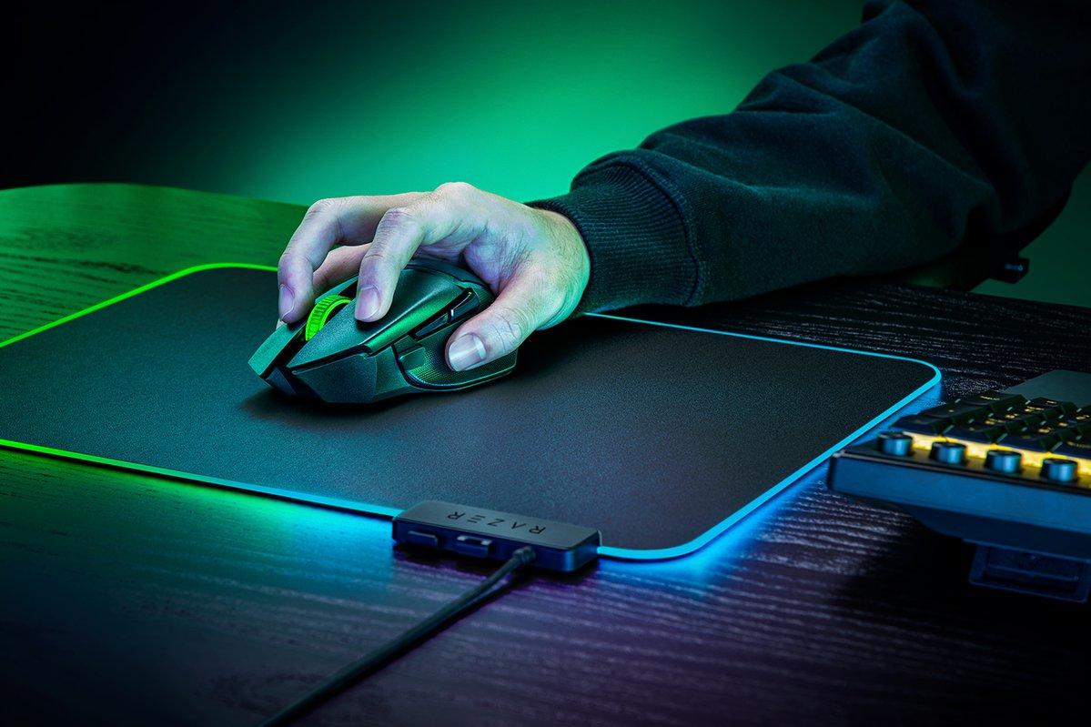 RAZER Basilisk V3 X HyperSpeed  - Mus