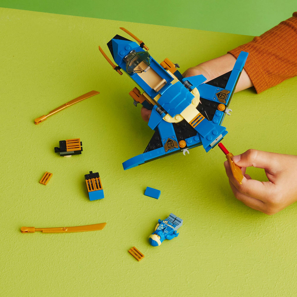 LEGO Ninjago - Jay’s Lightning Jet EVO (71784) LEGO