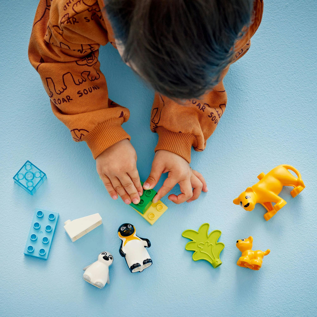 LEGO 10442 DUPLO Town wild animal families: penguins and lions LEGO
