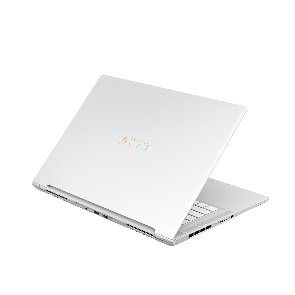 GIGABYTE AERO 16 OLED BSF-73DE994SO 16" i7-13700H, RTX 4070 Gaming Notebook