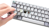 Ducky One 3 - Mist Nordic - Mini 60% - Körsbärsröd - RGB