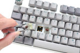 Ducky One 3 - Mist Nordic - TKL - Körsbärsröd - RGB