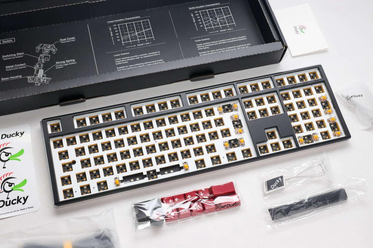 Ducky One 3 - Hot Swap ISO Barebone Black - Fullstorlek - RGB - Utan brytare/tangentknappar