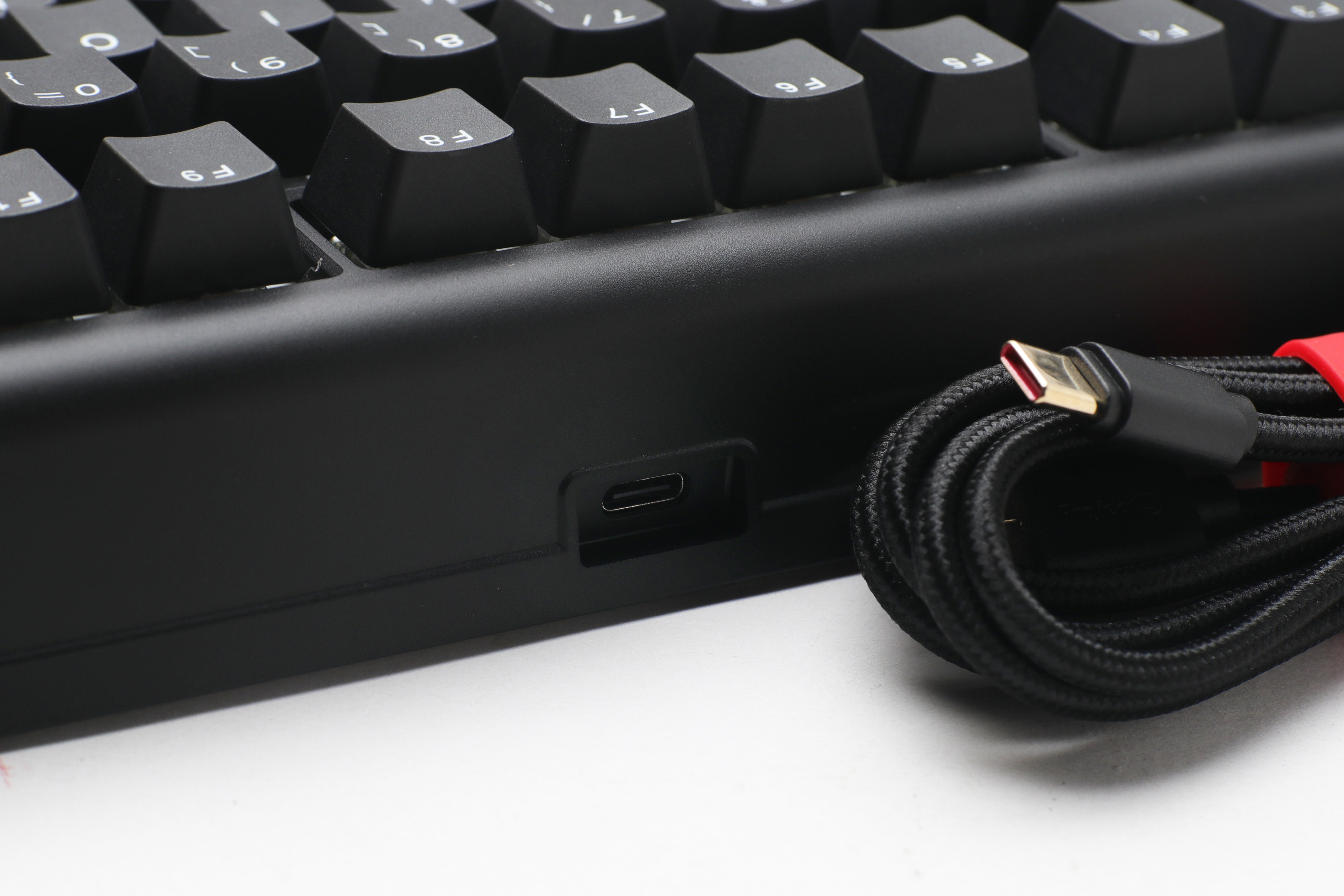 Ducky Tinker75 - Prebuilt - ISO - Black - MX Cherry Blue Ducky