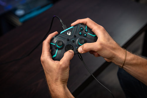 Turtle Beach Rematch Advanced Titan Steel – Xbox/PC – Controller i brug