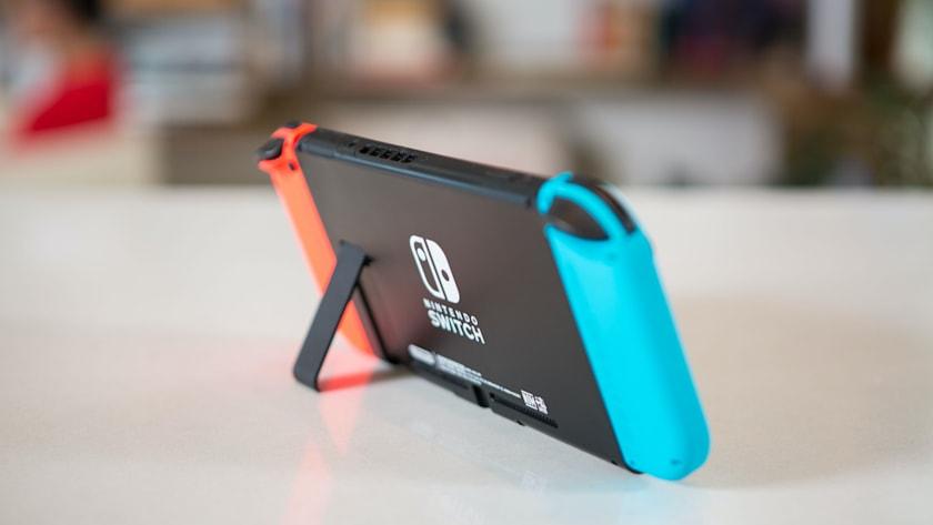 Nintendo Switch Console - Neon Blå/Rød + Nintendo Switch Sports