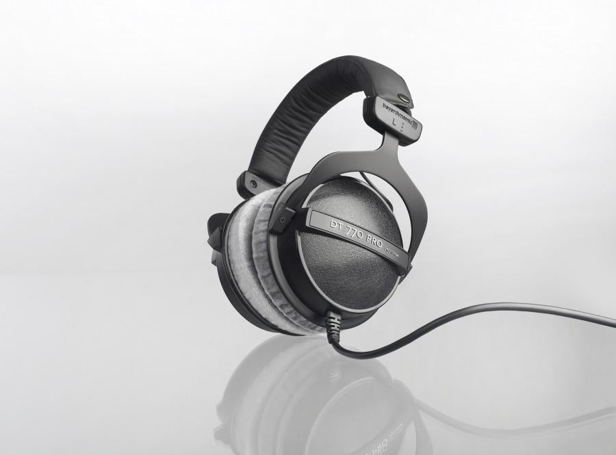 Beyerdynamic - DT 770 PRO 250 Ohms Headphones Beyerdynamic