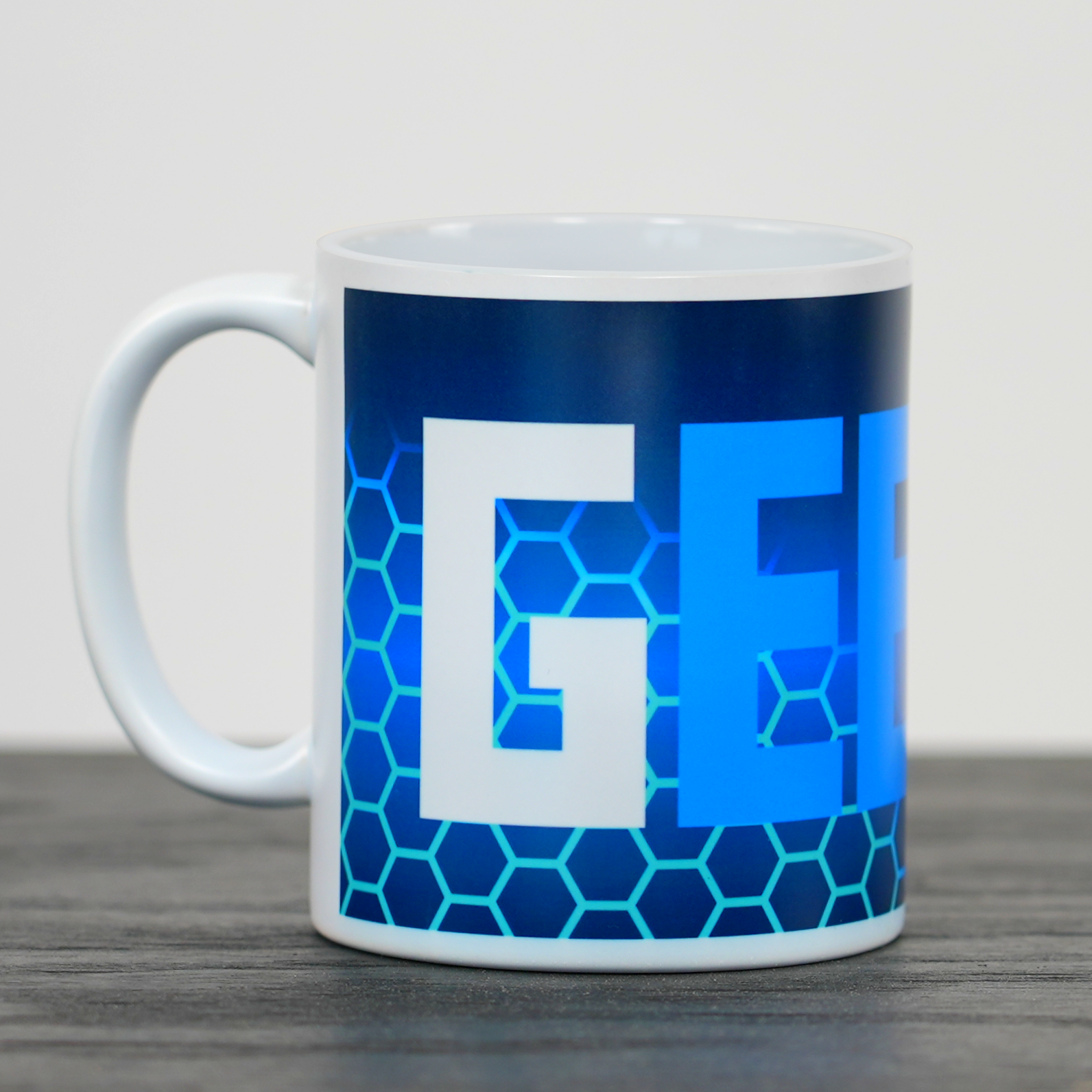 Geekd Hexagon Cup