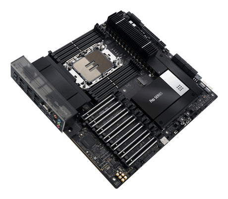 ASUS Pro WS W790E-SAGE SE – bundkort set skråt ovenfra