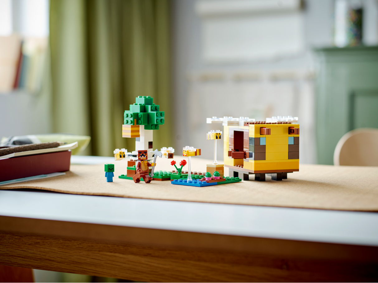 LEGO Minecraft - Bikupan (21241)