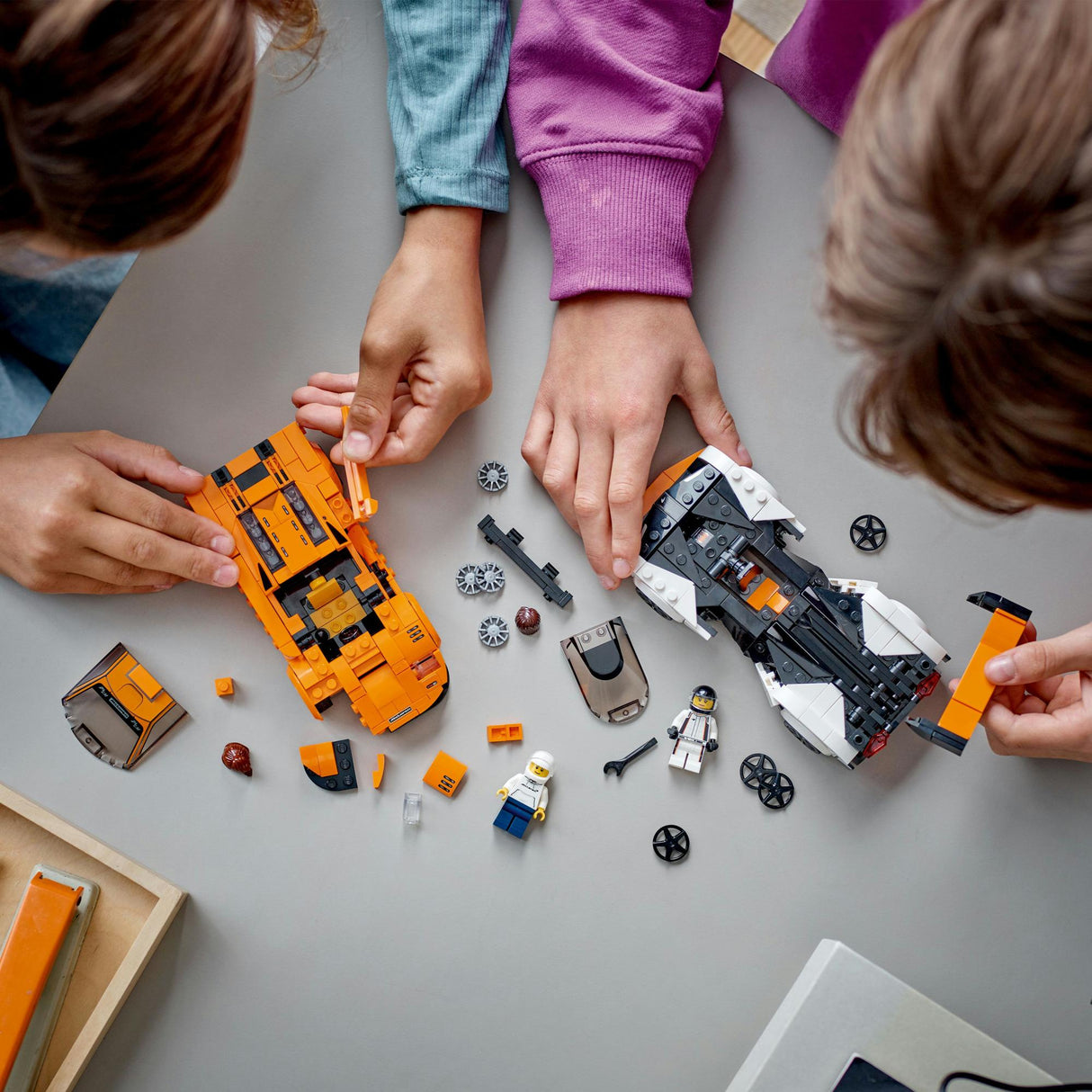 LEGO Speed Champions - McLaren Solus GT &amp; McLaren F1 LM (76918)