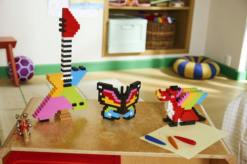 LEGO Classic 11045 – Kreative farverige klodser – guitar, sommerfugl og andre byggemodeller
