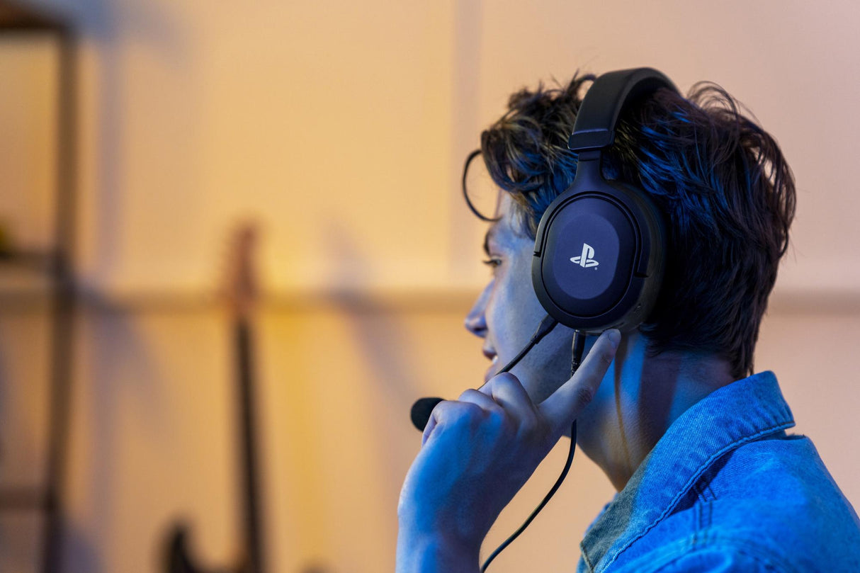 TRUST GXT498 FORTA HEADSET PS5 - SVART