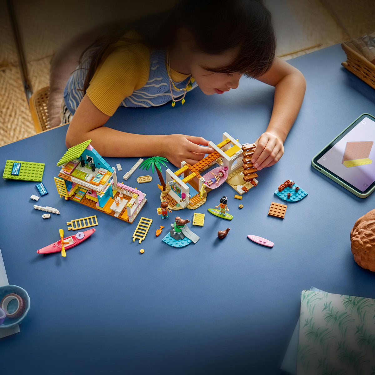 LEGO - Friends - Beach House with Seals (42699) LEGO