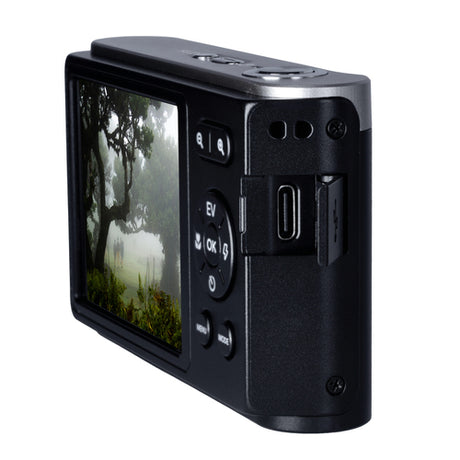 Rollei Compactline 12X – Zoomkamera med selfiedisplay – Tilslutninger under siden af kameraet