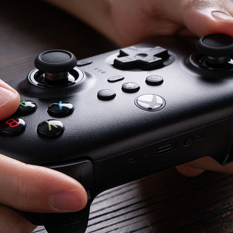 8BitDo Ultimate 3-mode controller – sort – Xbox/PC/mobil – knapper i brug