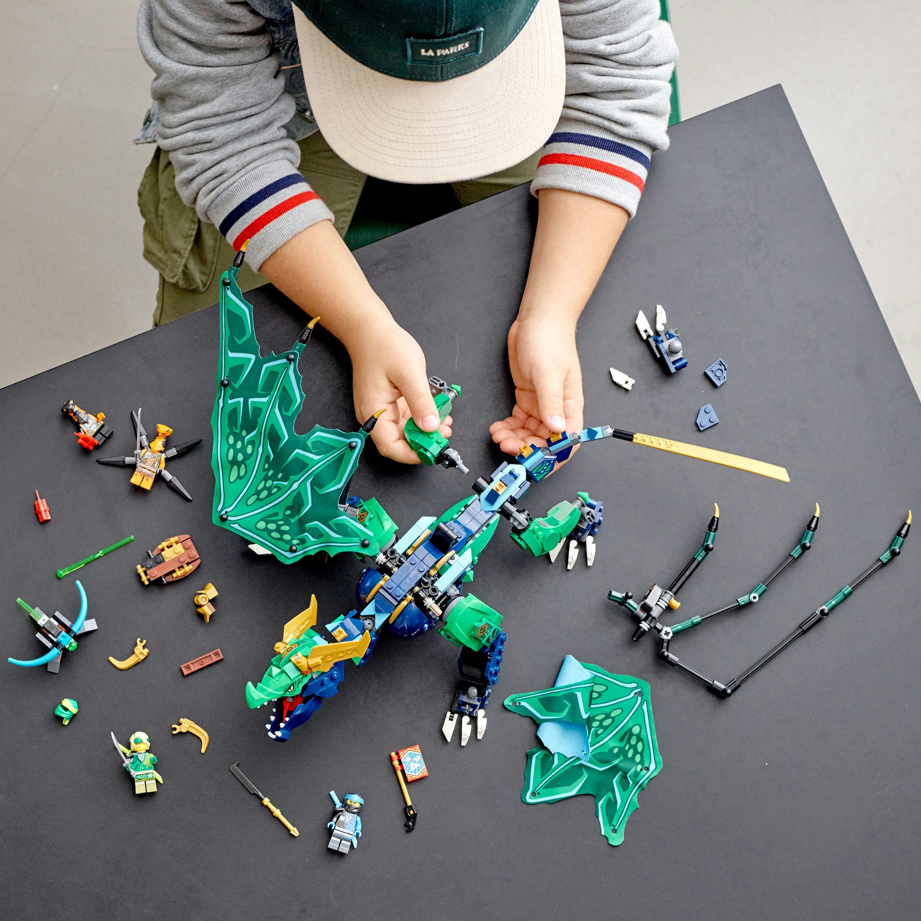 LEGO Ninjago Lloyds Legendariska Drake - 71766