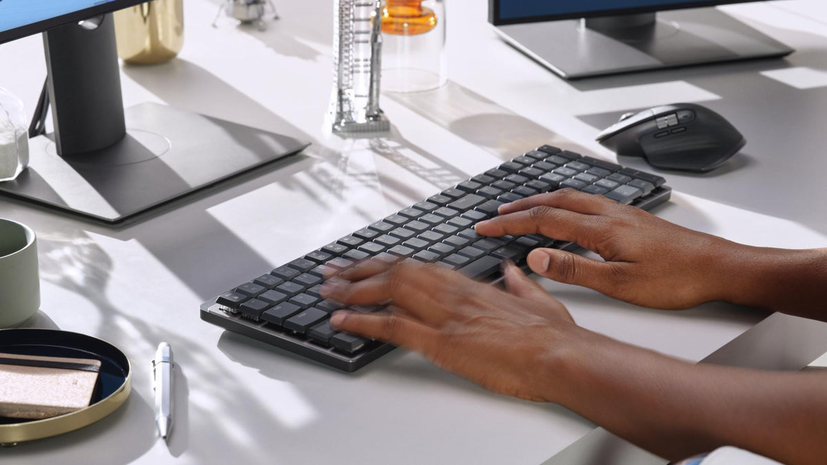 Logitech - MX Mechanical Wireless Illuminated Keyboard - Nordic - Clicky Switch Logitech