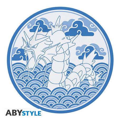 Blå Pokémon-tallerken med Gyarados-motiv og bølgemønster