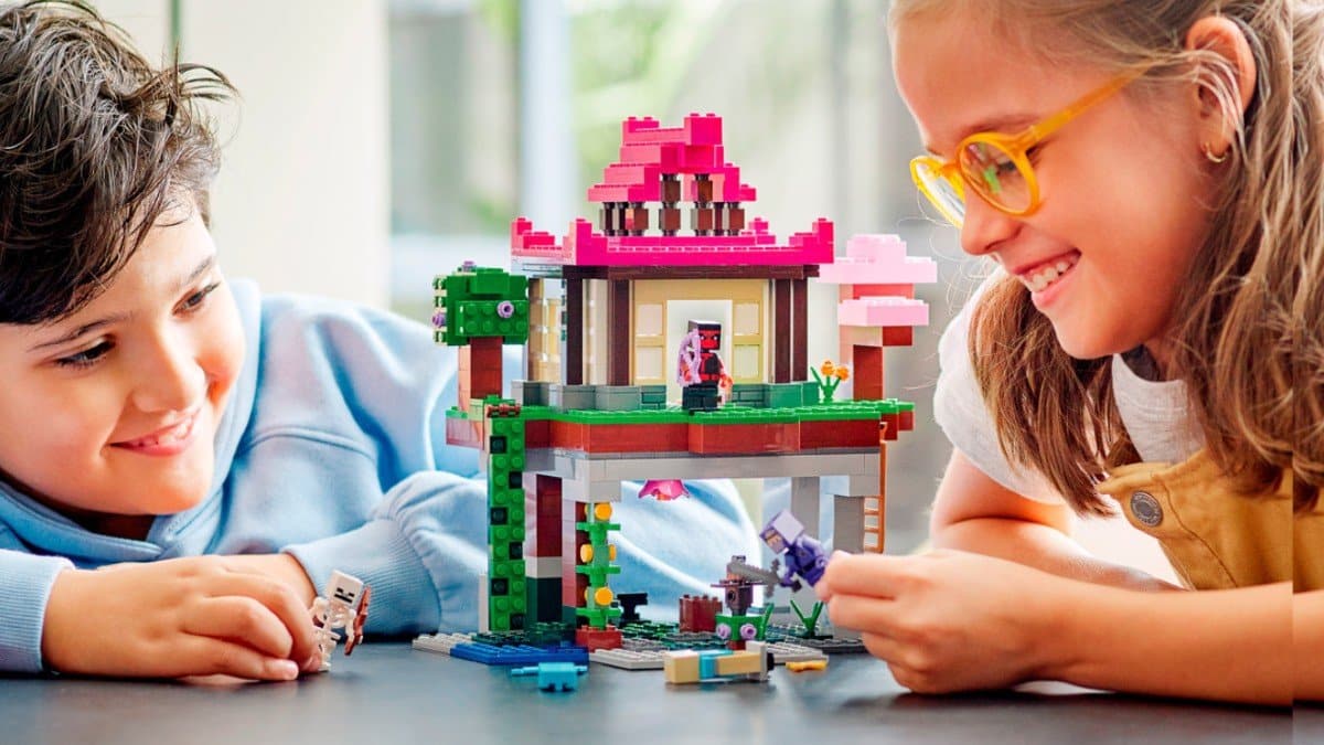 LEGO Minecraft - Träningsområde (21183)