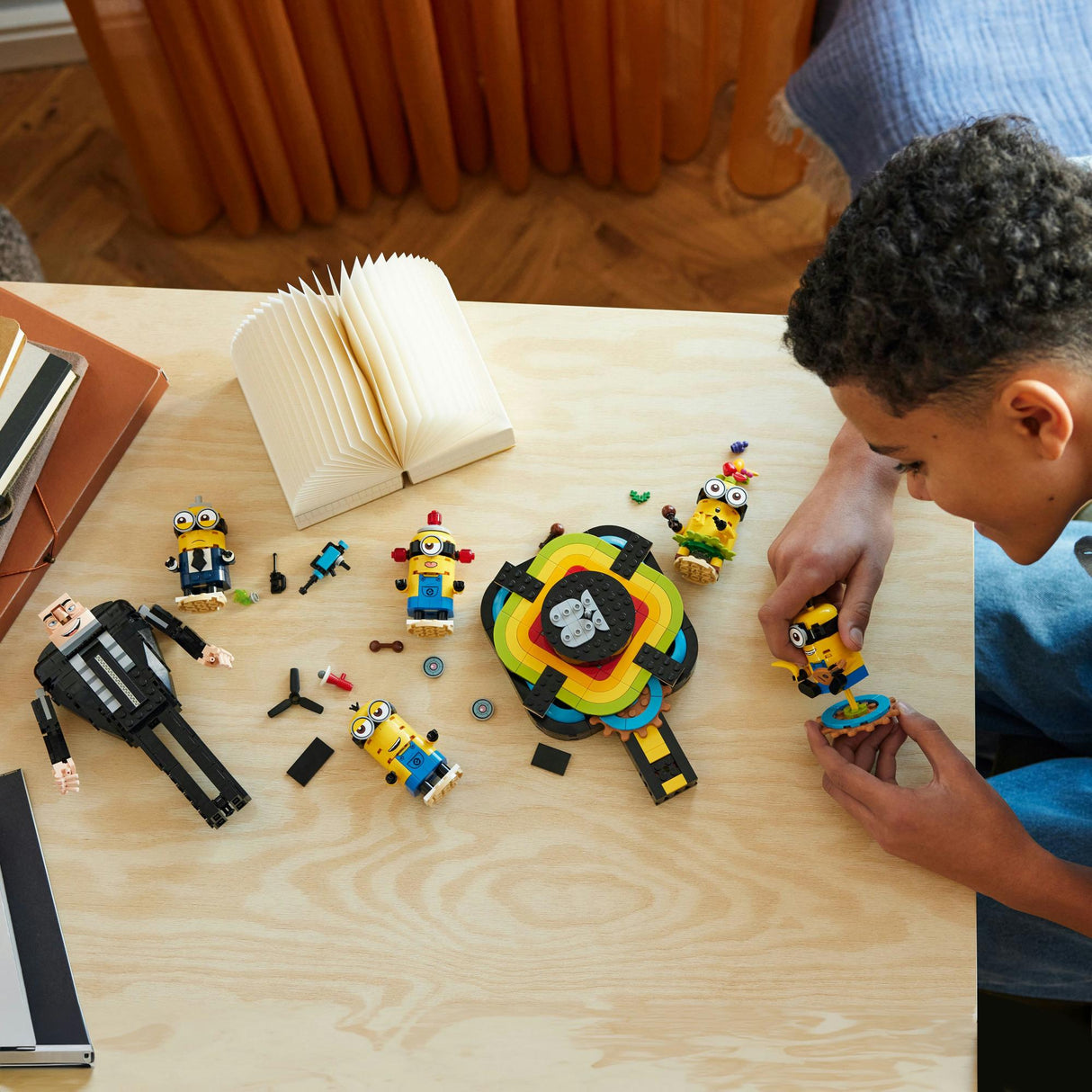 LEGO 75582 Minions Gru and the Minions made of LEGO bricks LEGO