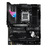 ROG STRIX X870E-E GAMING WIFI – bundkort set forfra