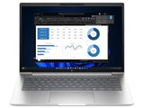 HP ProBook 4 G1iR 14 i sølv med åben skærm; tastaturlayout er illustrativt